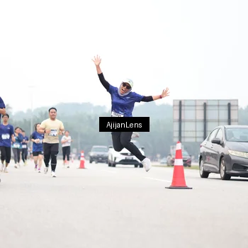 Runner Photo 7401625