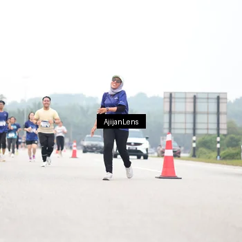 Runner Photo 7401652