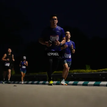 Runner Photo 7401666