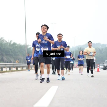 Runner Photo 7401694