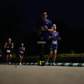 Runner Photo 7401733