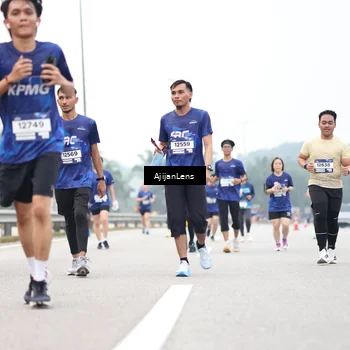 Runner Photo 7401745