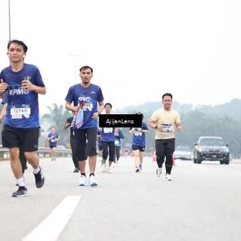Runner Photo 7401748