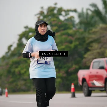 Runner Photo 7401796