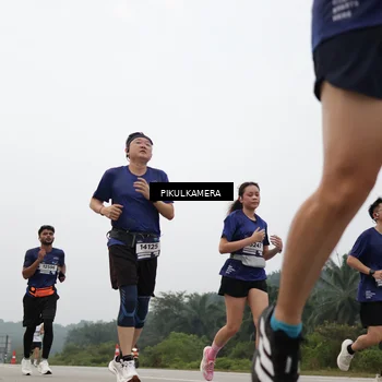 Runner Photo 7401821