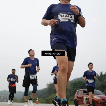 Runner Photo 7401831