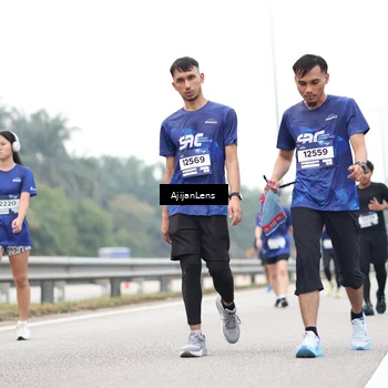 Runner Photo 7401898
