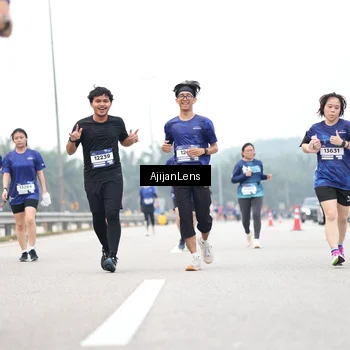 Runner Photo 7401944