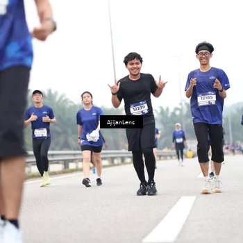 Runner Photo 7401985