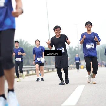 Runner Photo 7401989