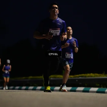 Runner Photo 7402020