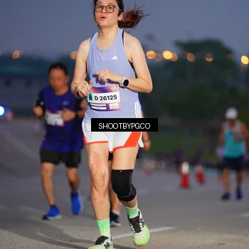 Runner Photo 7402044