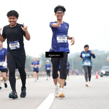 Runner Photo 7402064