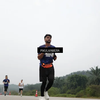 Runner Photo 7402126