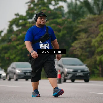 Runner Photo 7402176