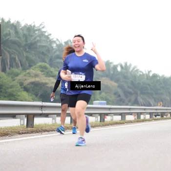 Runner Photo 7402220