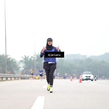 Runner Photo 7402228