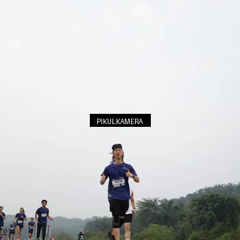 Runner Photo 7402260