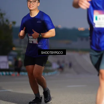 Runner Photo 7402336