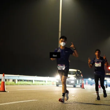 Runner Photo 7402430