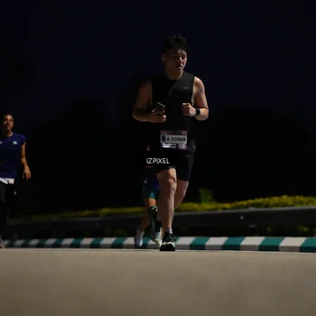 Runner Photo 7402458
