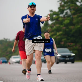 Runner Photo 7402470