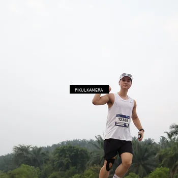 Runner Photo 7402482