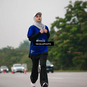 Runner Photo 7402699