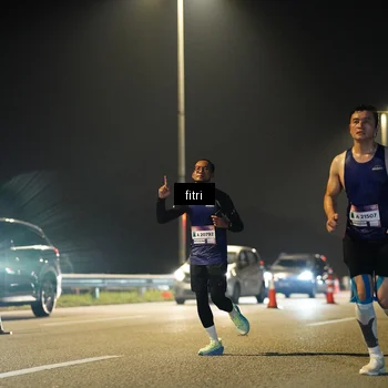 Runner Photo 7402710