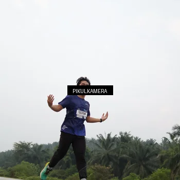 Runner Photo 7402726