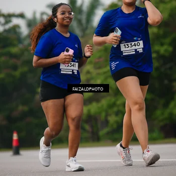 Runner Photo 7402743