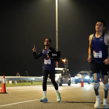 Runner Photo 7402754