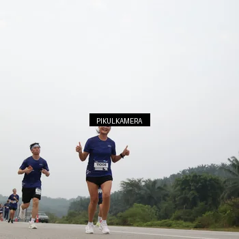 Runner Photo 7402764
