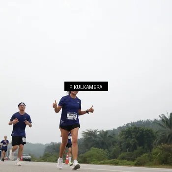 Runner Photo 7402768