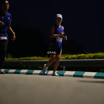 Runner Photo 7402850