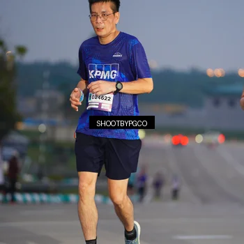 Runner Photo 7402863
