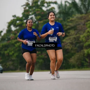 Runner Photo 7402885