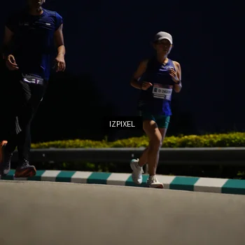 Runner Photo 7402927