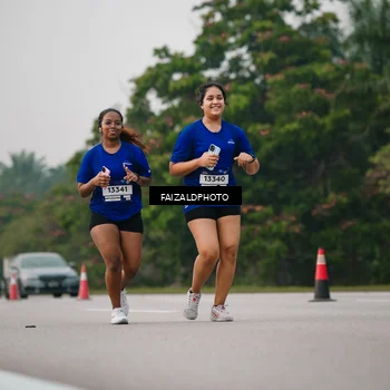 Runner Photo 7402967