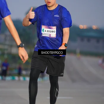 Runner Photo 7403036