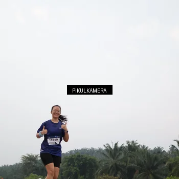 Runner Photo 7403048