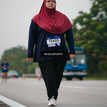 Runner Photo 7403057