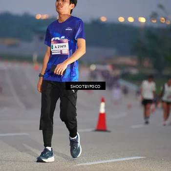 Runner Photo 7403059