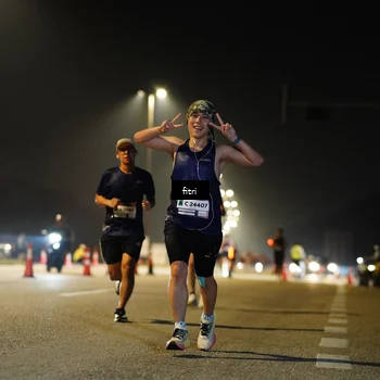 Runner Photo 7403060