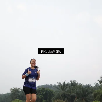 Runner Photo 7403064