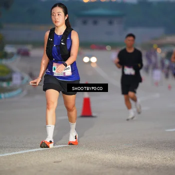 Runner Photo 7403086