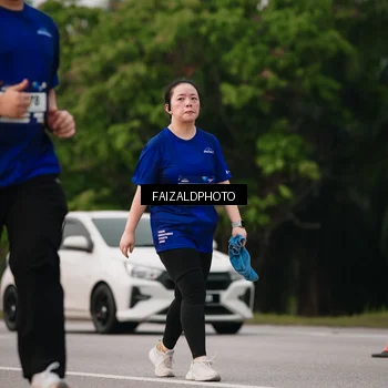 Runner Photo 7403093