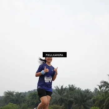 Runner Photo 7403139