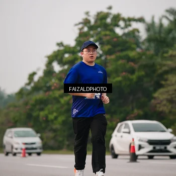 Runner Photo 7403169