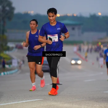 Runner Photo 7403181